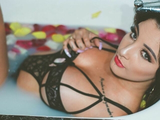 Sexo por webcam con Emmabennett