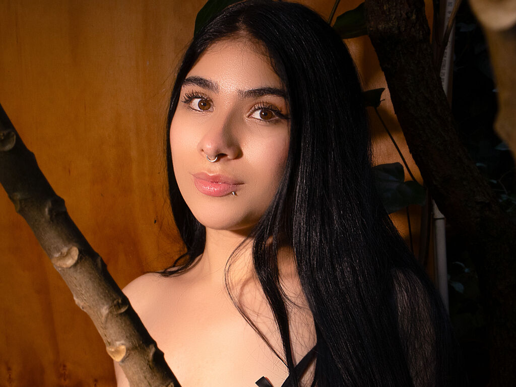 Emmaclollins's profile - Image n°1