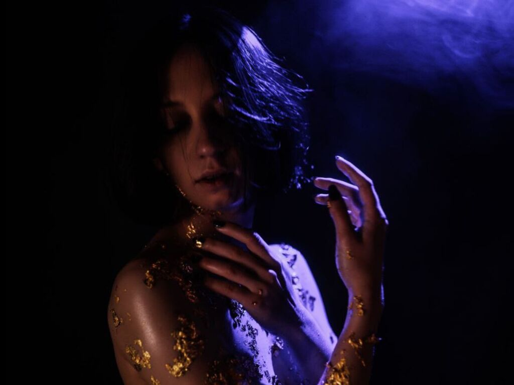 Emmadarkly's profile - Image n°0
