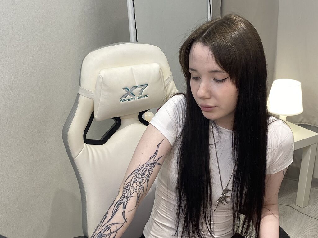 Emmadavie's profile - Image n°0