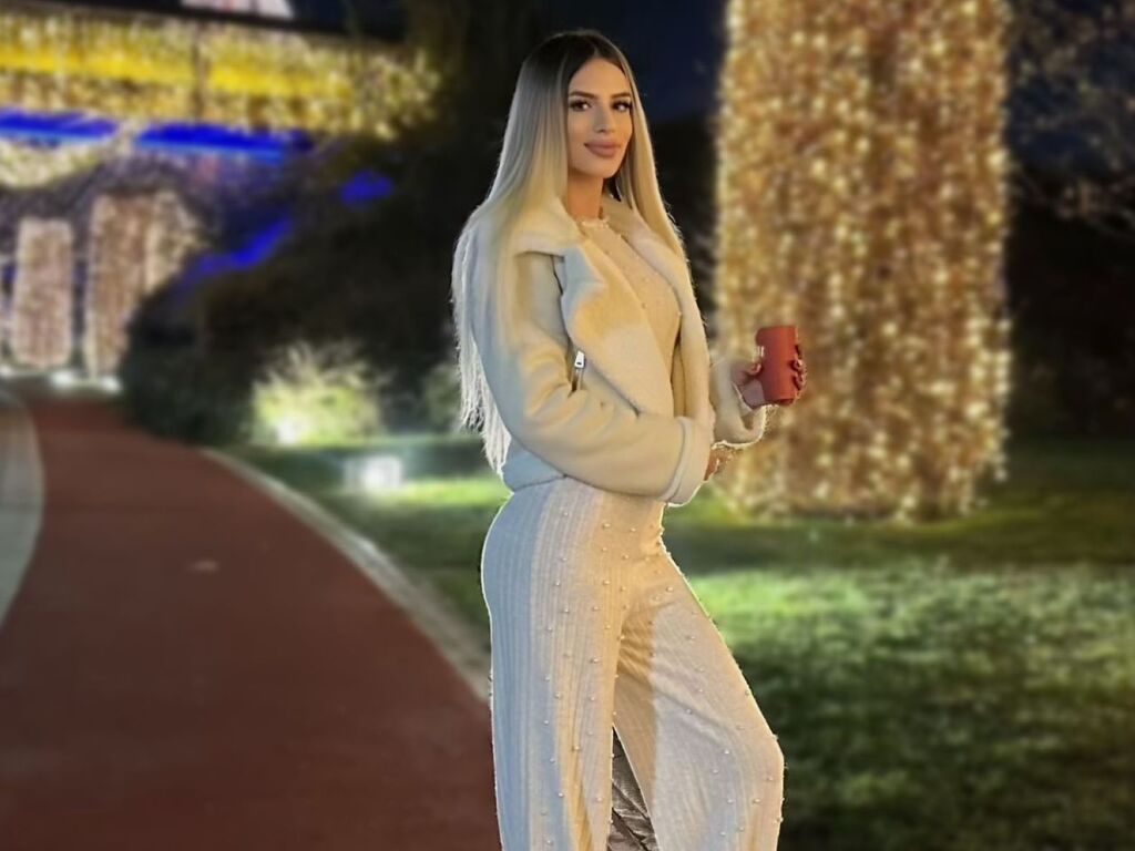 Emmakinsley's profile - Image n°1