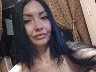Webcam sex with Emmalango