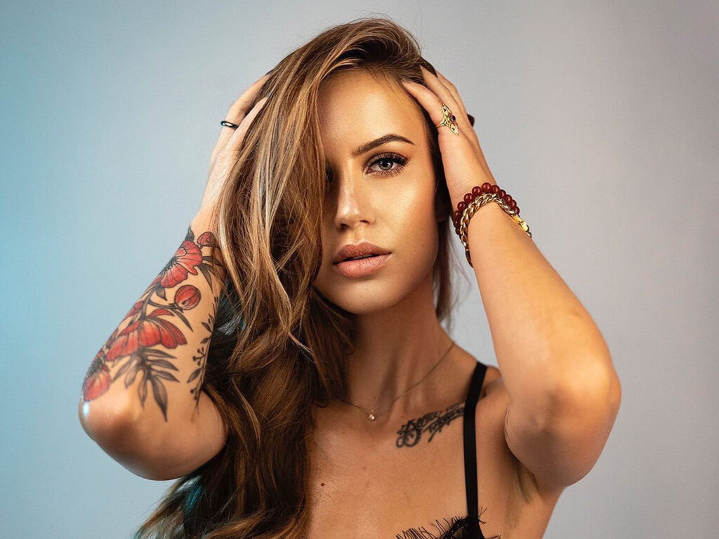 Emmaleejones's profile - Image n°0