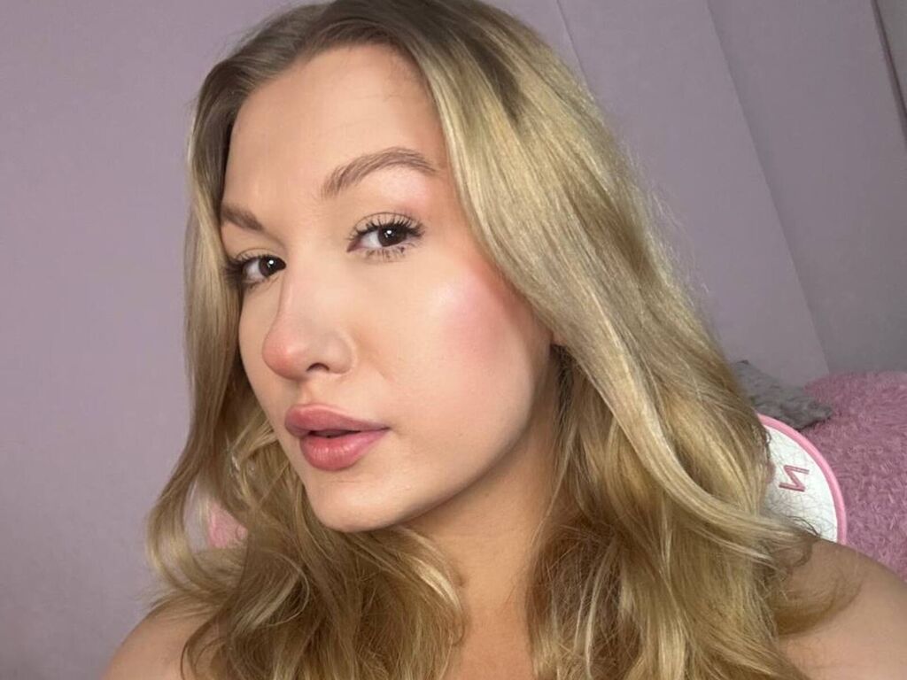 Emmalen's profile - Image n°0