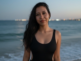 Sexo por webcam con Emmarouze