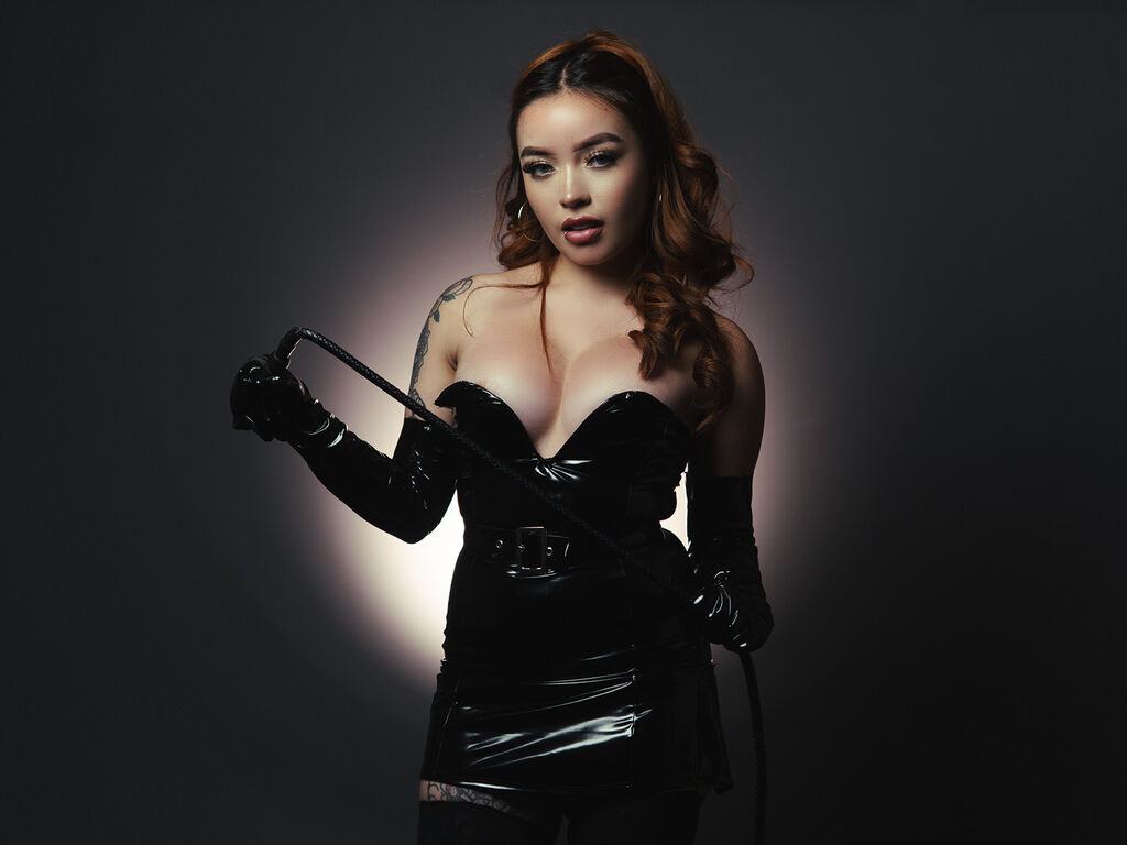 Perfil con Emmarubio - Imagen  n°1