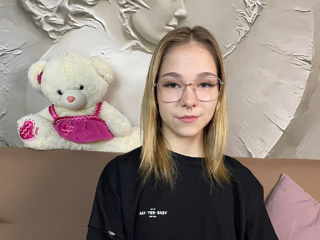 Emmasheils's profile - Image n°0