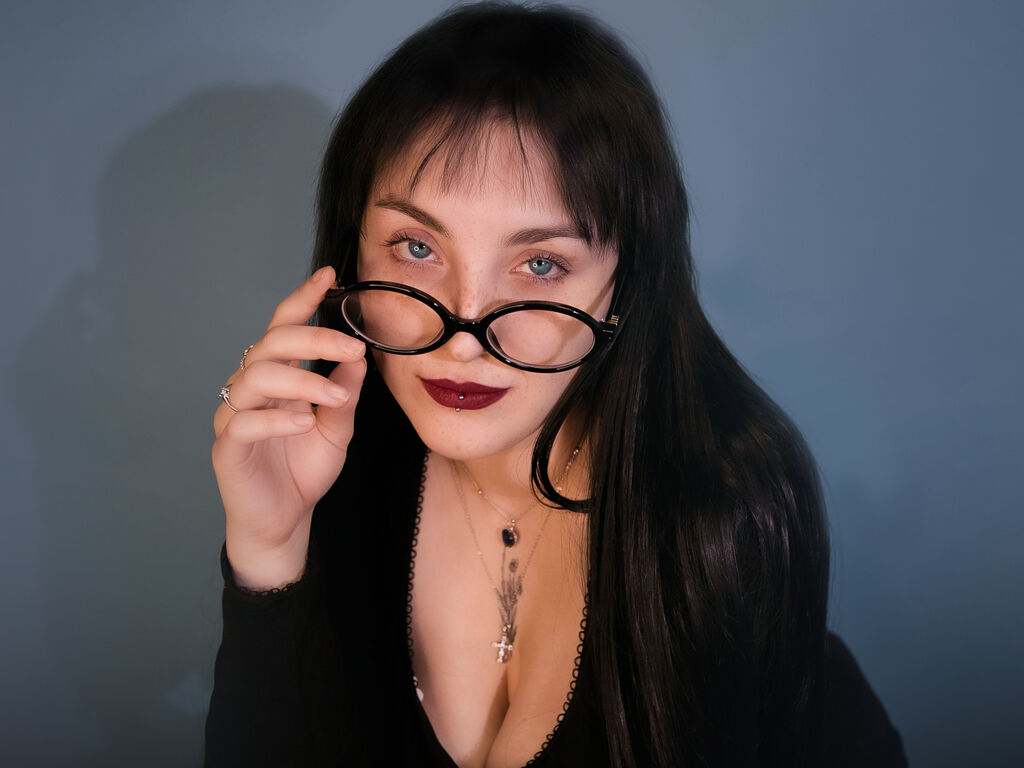 Emmasunday's profile - Image n°0