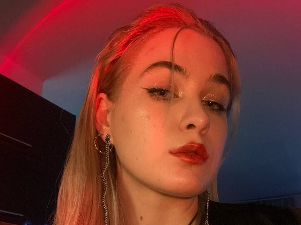 Emmawooods's profile - Image n°0