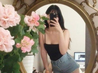 Webcam sex con Emmiebee