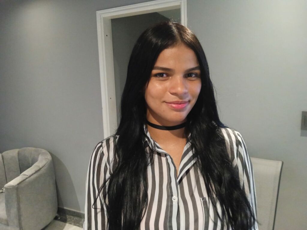 Emmilirodriguez's profile - Image n°1