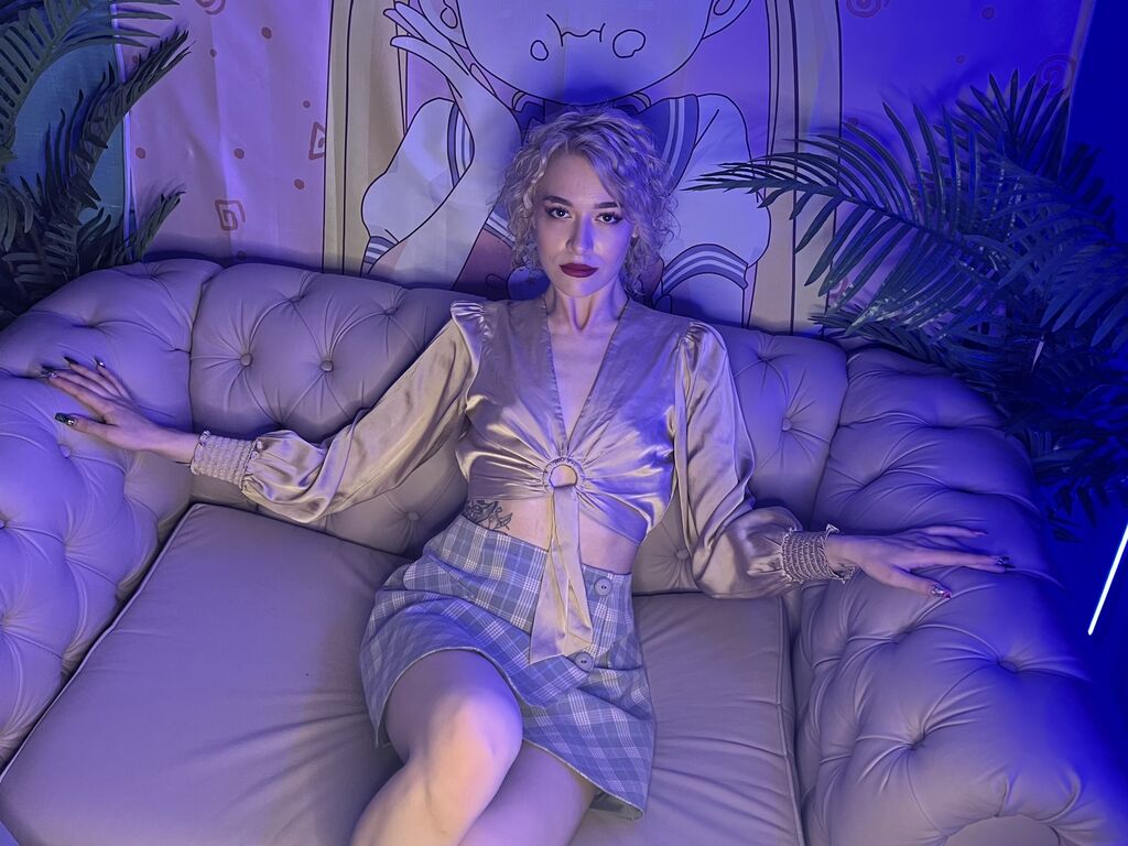 Emmilywillis's profile - Image n°0