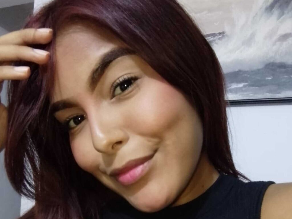 Emmycollens's profile - Image n°1