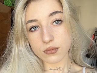 Sexo por webcam con EmmyLove