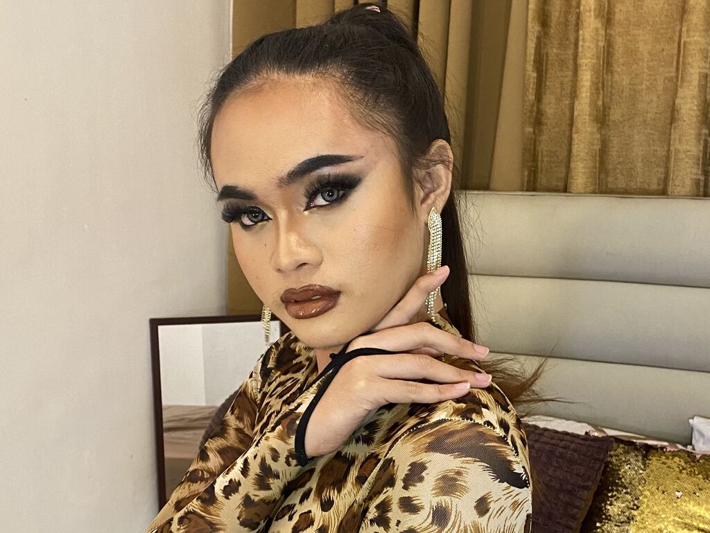 Emmymae's profile - Image n°1