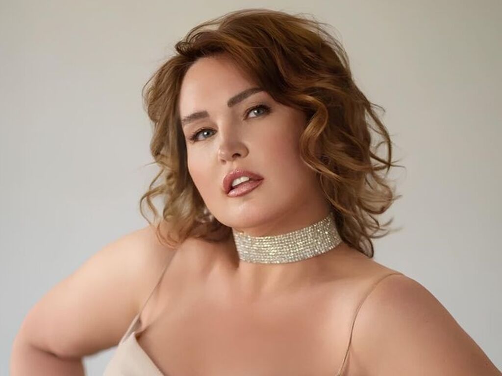 Emmyquincy's profile - Image n°1
