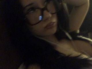 Webcam sex met Emsluvvzu