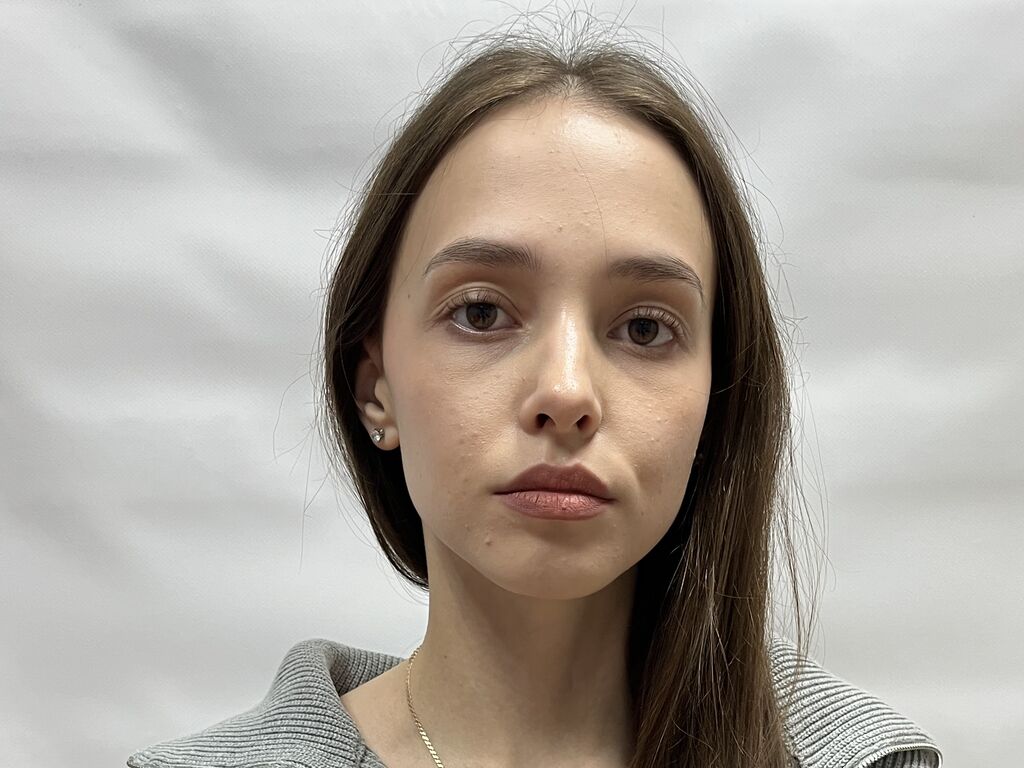 Emylibert's profile - Image n°0