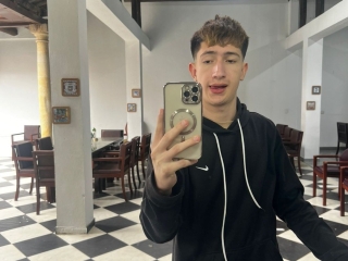 Webcam sex with Erick_Taylor33