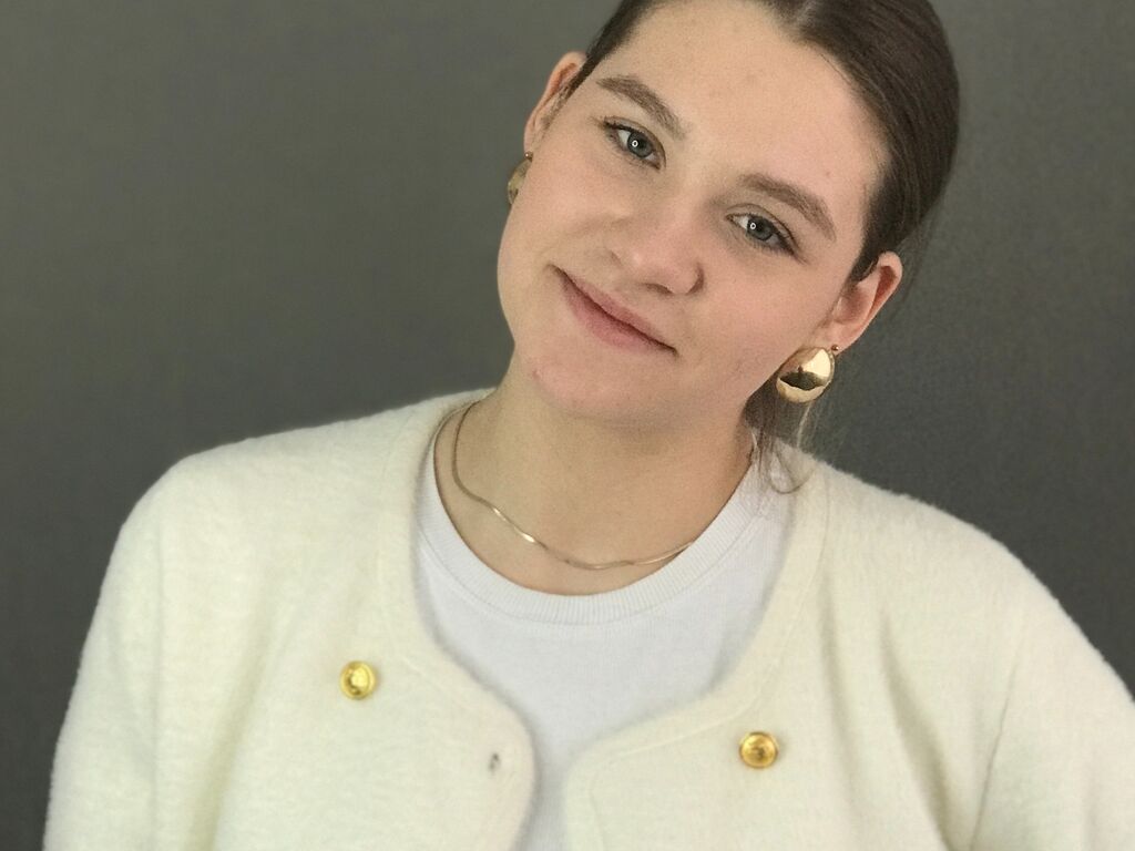 Erlinecrumpton's profile - Image n°0