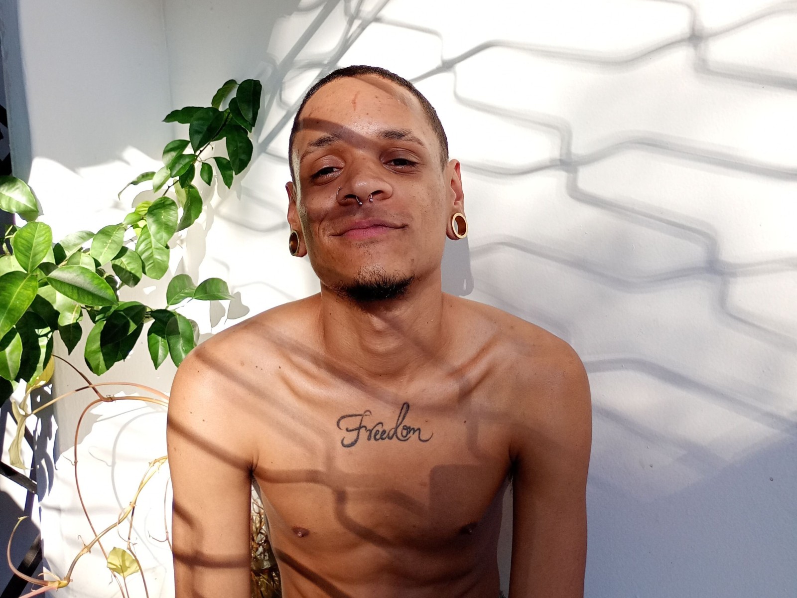 Eros_Maximun's profile - Image n°0