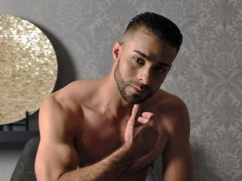 Eros_Strong's profile - Image n°0