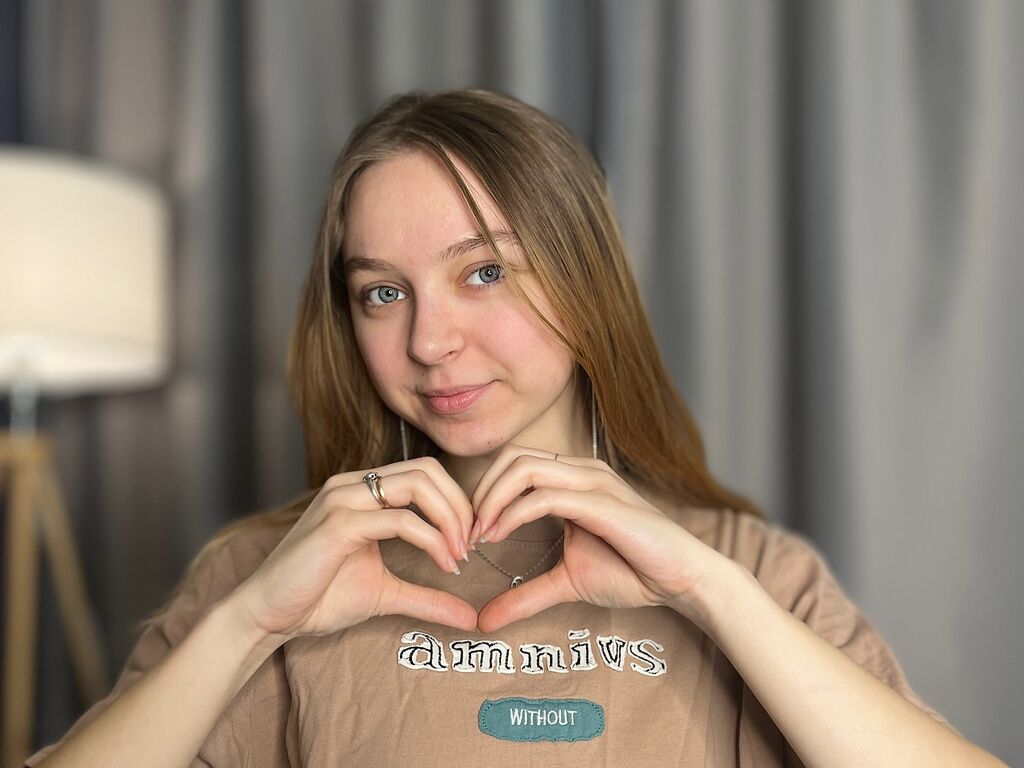 Esmaantell's profile - Image n°0