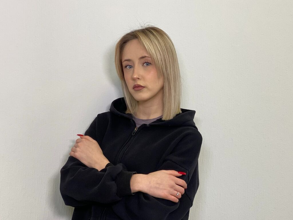 Esmabrucker's profile - Image n°0