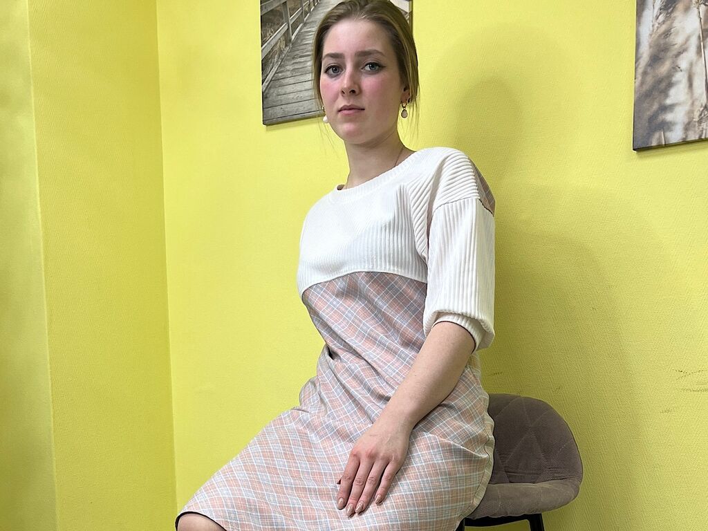 Esmacaryl's profile - Image n°0