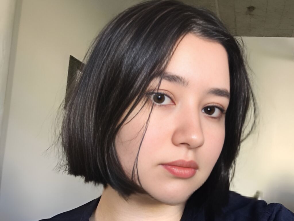 Esmaheaston's profile - Image n°0