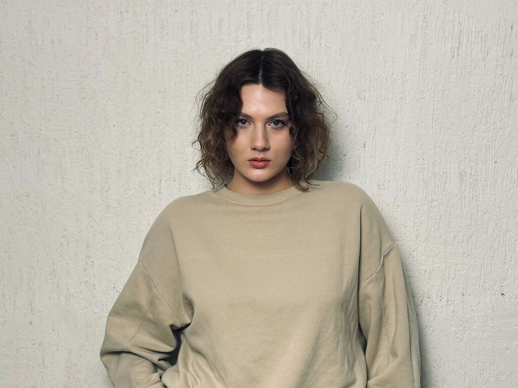Esmegreaves's profile - Image n°0