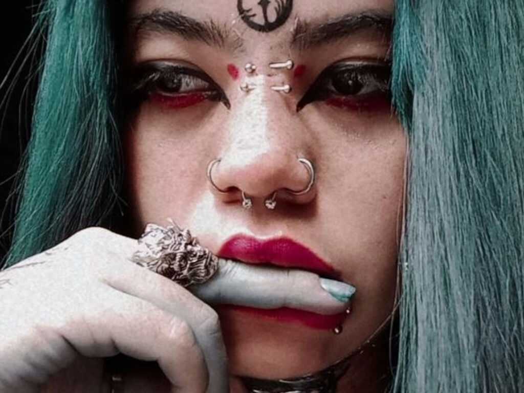 Etacarina's profile - Image n°0