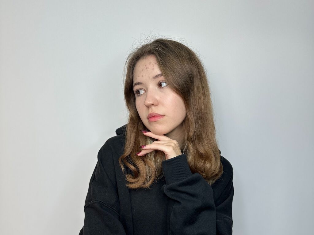 Ethalcritchlow's profile - Image n°0