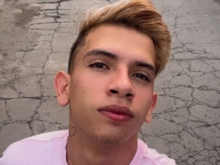 Webcam sex met Ethan_Os