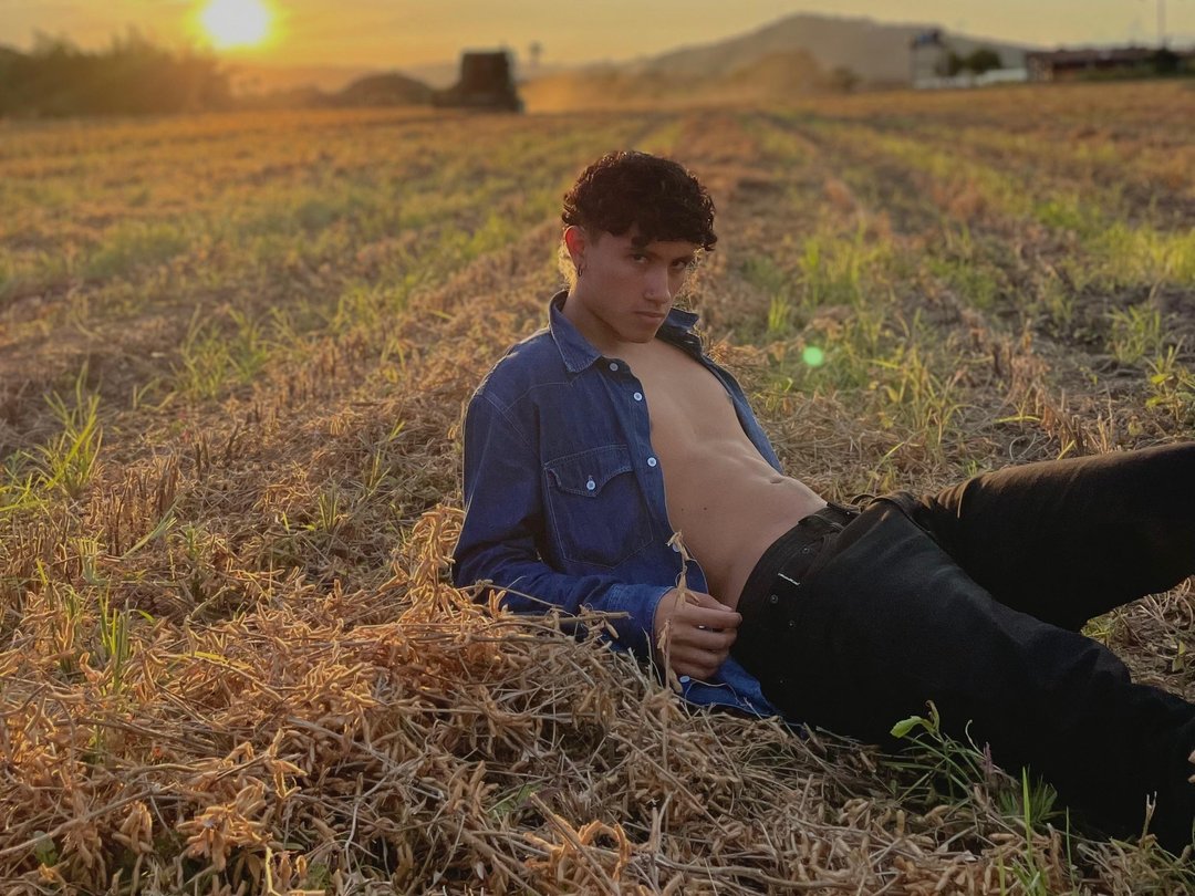Ethan_Savage's profile - Image n°0