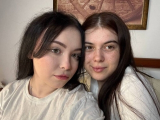Eugeniaandfloren's Sexcam