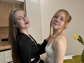 Eugeniaandpetra's Sexcam