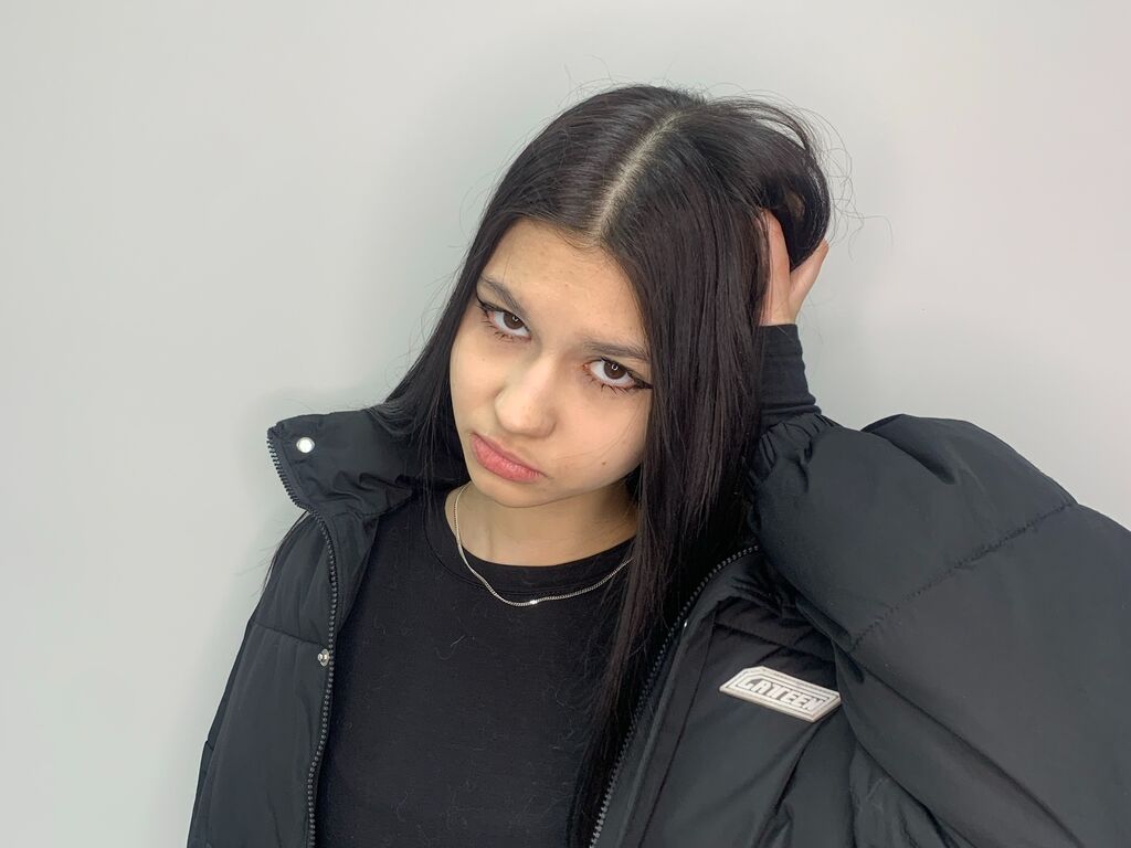 Eugeniabelow's profile - Image n°0