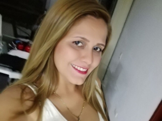 Webcam sex met Evalaurenti