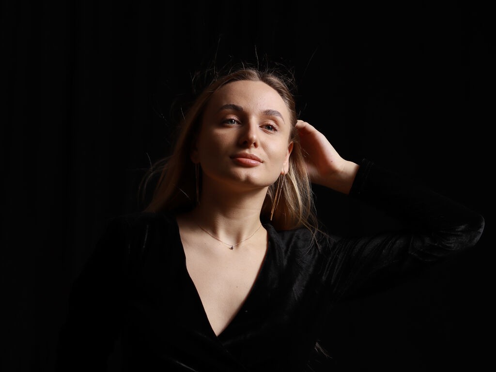 Evamithson's profile - Image n°0