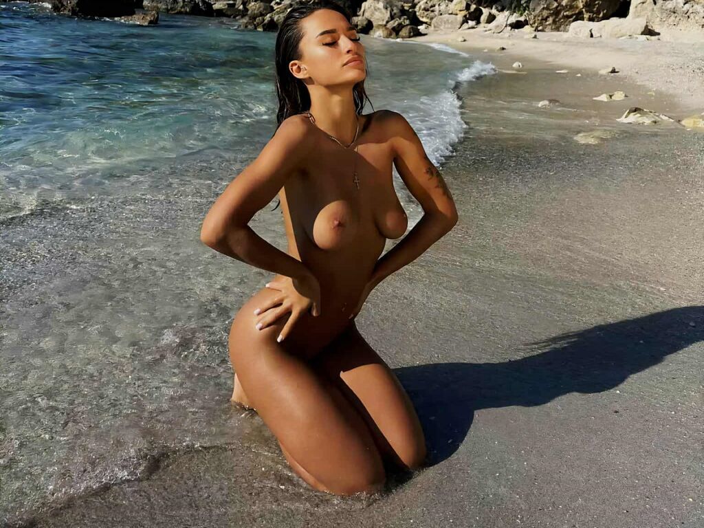 Perfil con Evangellinerosse - Imagen  n°2