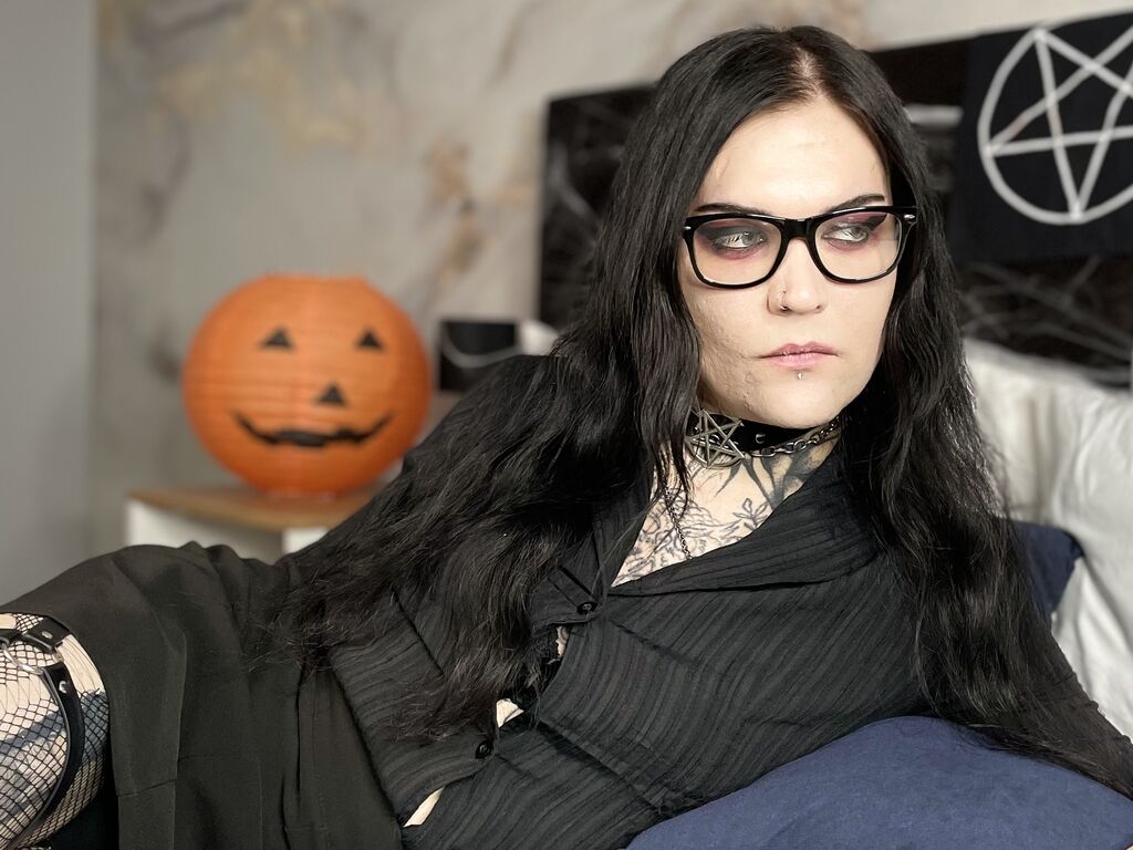 Evanlewis's profile - Image n°1
