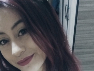 Sexo por webcam con Evanssamantha