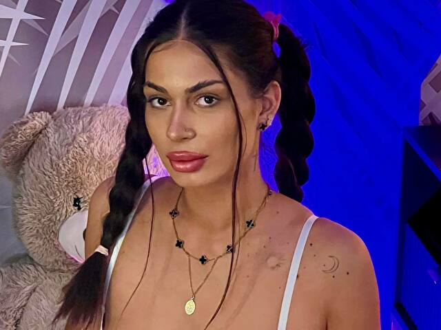 EvaRhea's profile - Image n°11