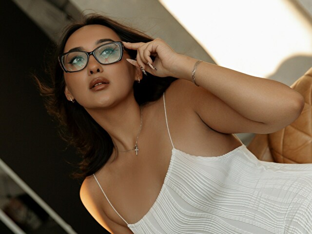 EvaSarazar's profile - Image n°1