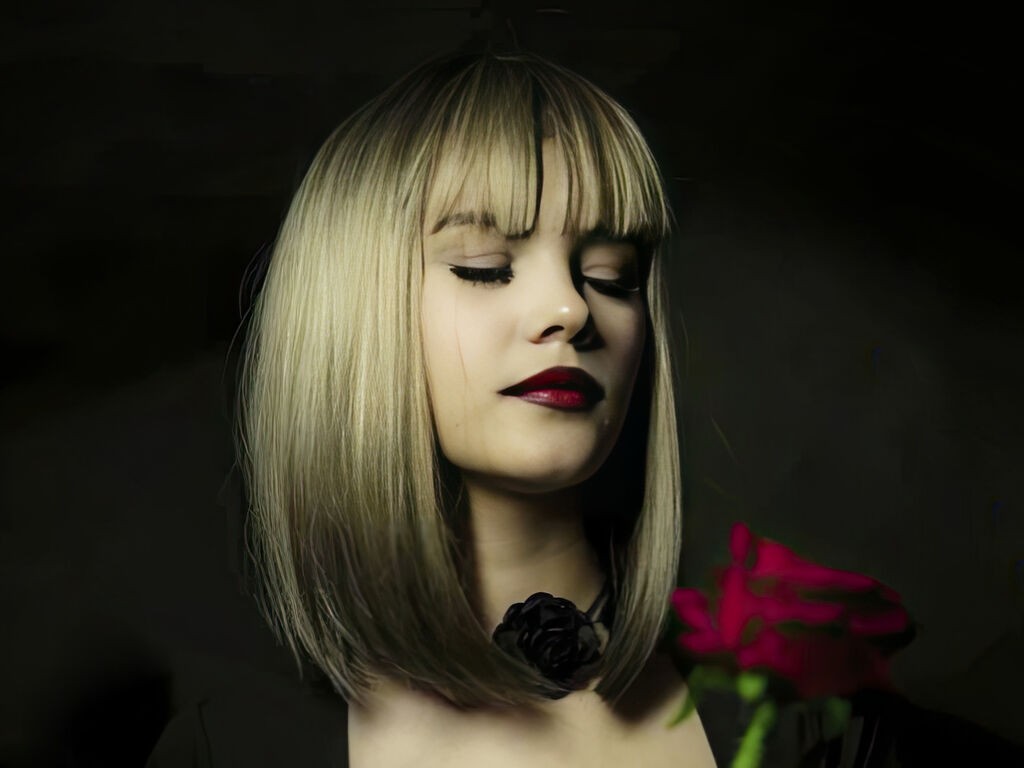 Evathopson's profile - Image n°1