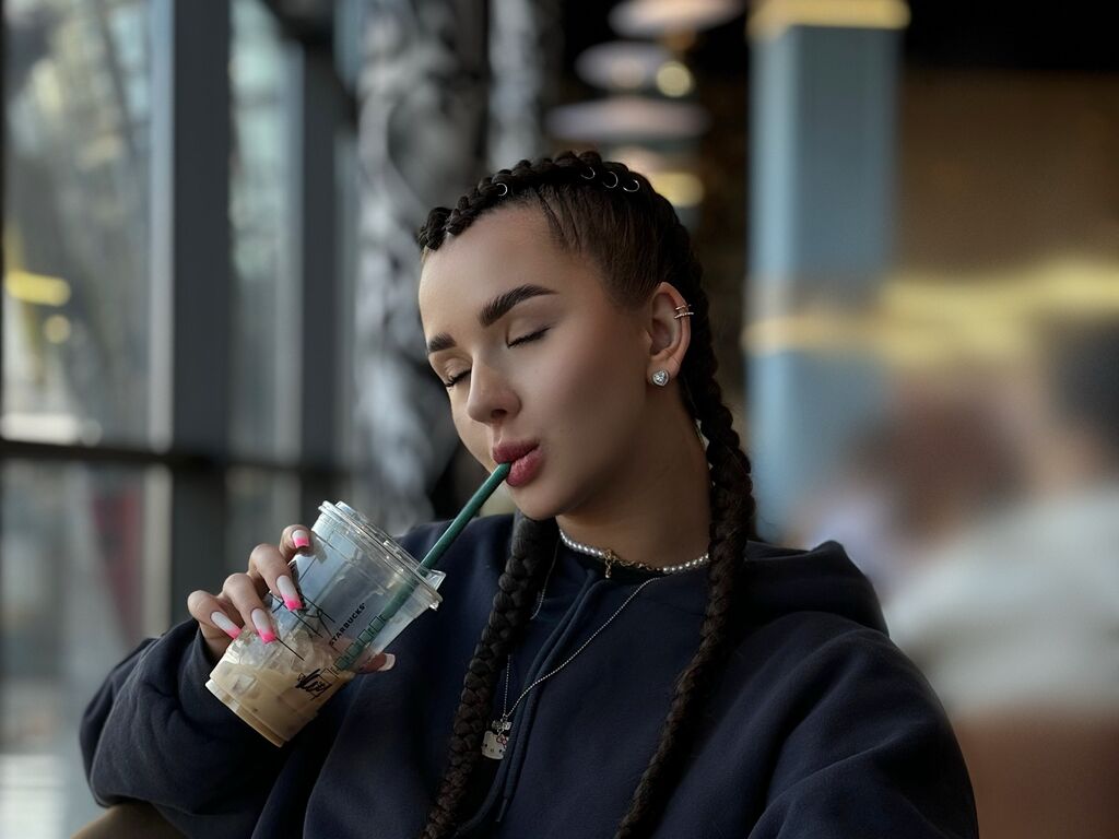 Evelinehugo's profile - Image n°0