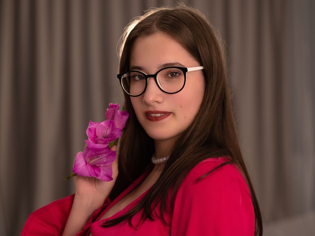 Evelineturner's profile - Image n°1