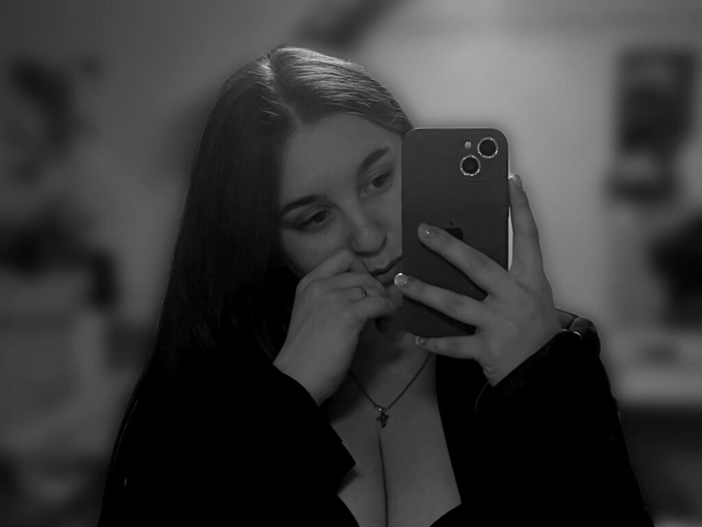 Evelinhoffman's profile - Image n°0