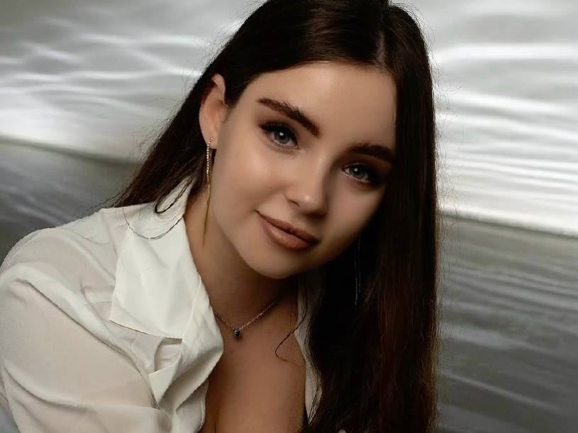 Evelinmils's profile - Image n°0